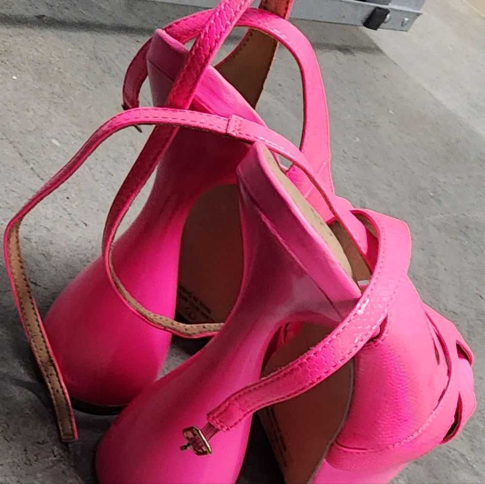 Fashion nova dancer heels - Picture 5 of 5